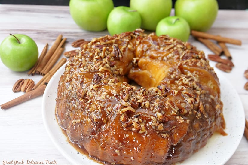 A white plate with a whole Bundt pan cinnamon roll recipe on it.