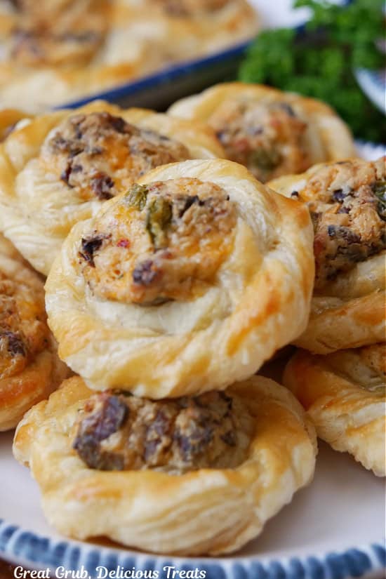 A close up of bite-size jalapeno popper pastries.