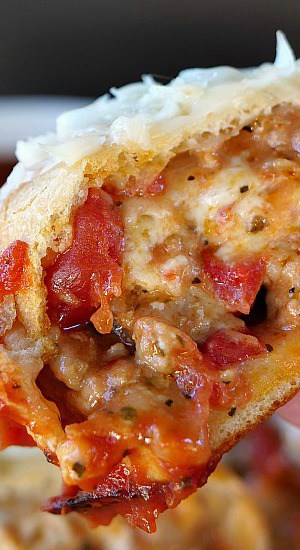 Hot Italian Sausage Pizza Roll Ups Hot Italian Sausage Pizza Roll Ups