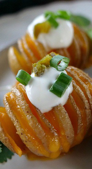 Bite-Size Hasselback Potatoes Bite-Size Hasselback Potatoes