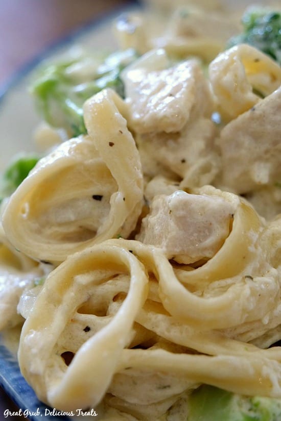 Chicken Broccoli Fettuccine Alfredo is fettuccine pasta smothered with the best homemade creamy alfredo sauce with deliciously seasoned chicken and broccoli.